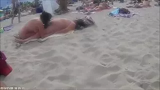 Лезбејки во бањата