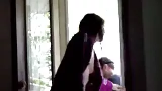 Зад Големиот цицач
