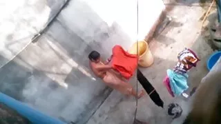Русокоса жена си ја лижеше пичката