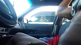 Црните ниги силно им боцкаат по капата