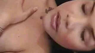 Секси жена во чорапи