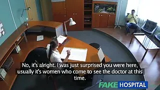 Прво вметнување на прстот